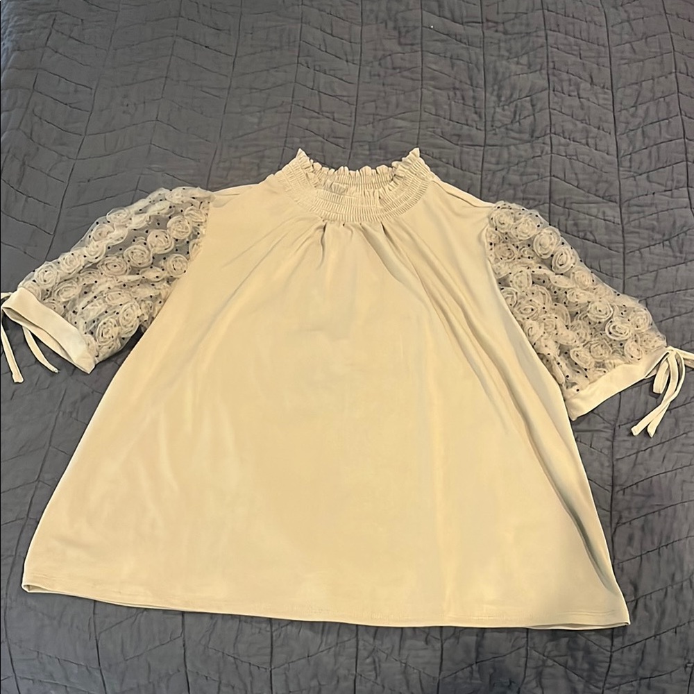 Cato Cream Blouse with Ruffled Peter Pan Collar and Boxy Relaxed Fit